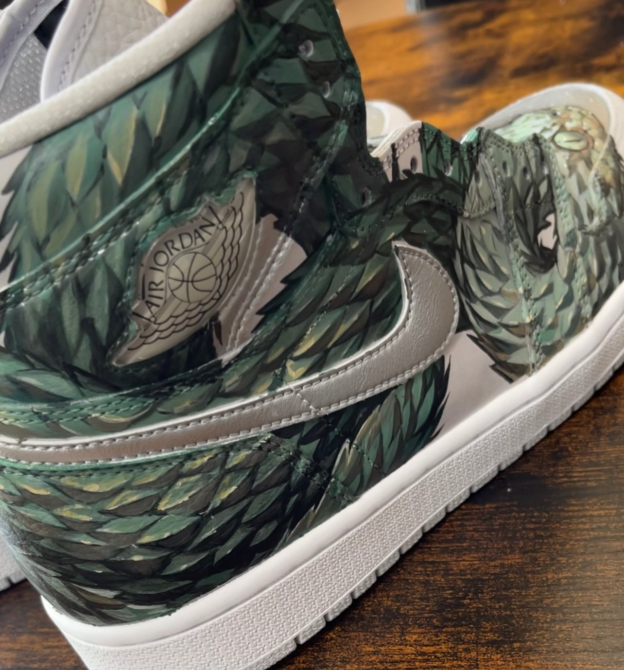 Bush Viper Nike Air Jordan Sneakers